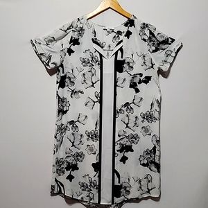 DR2 Floral Top
